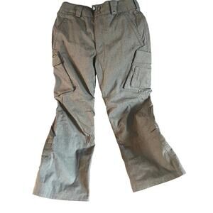 Burton Men's Snowboard pants Size Medium NWOT (B100127)